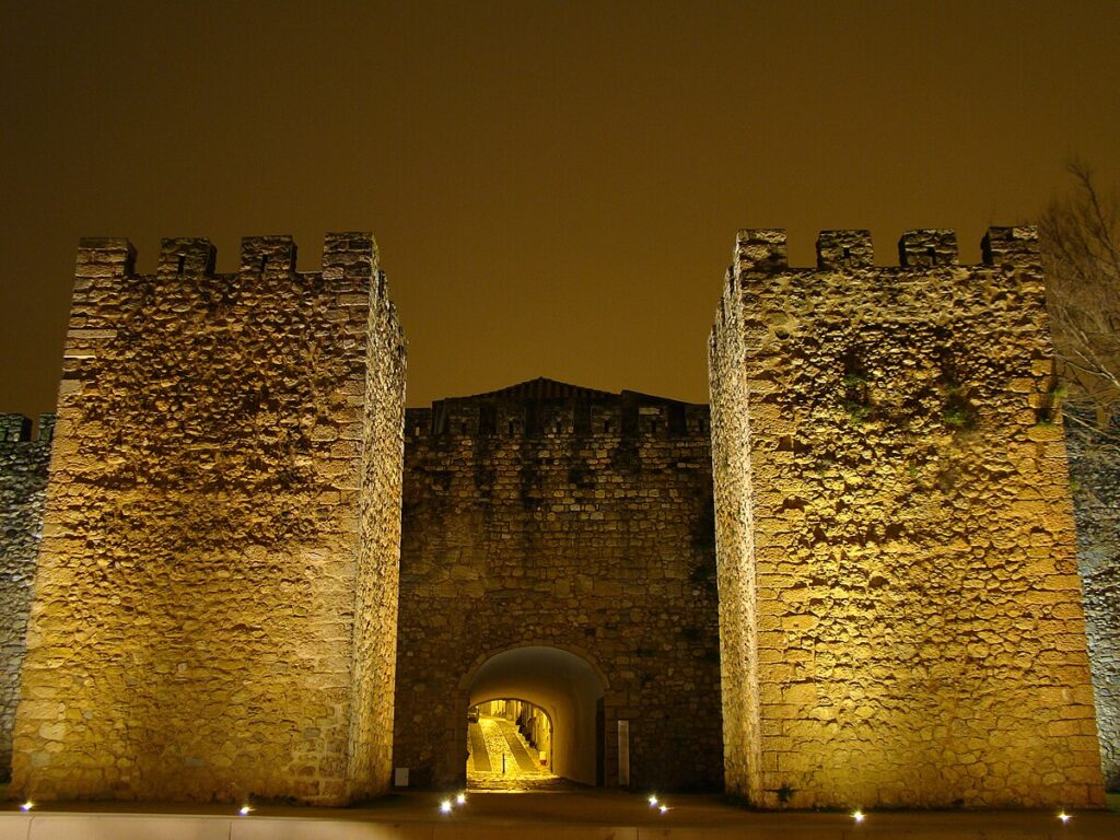 lagos wall