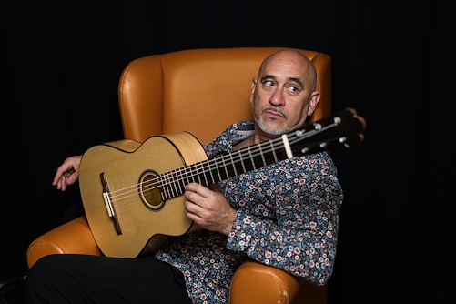 musica lagos la20guitarra20andaluza.jpg