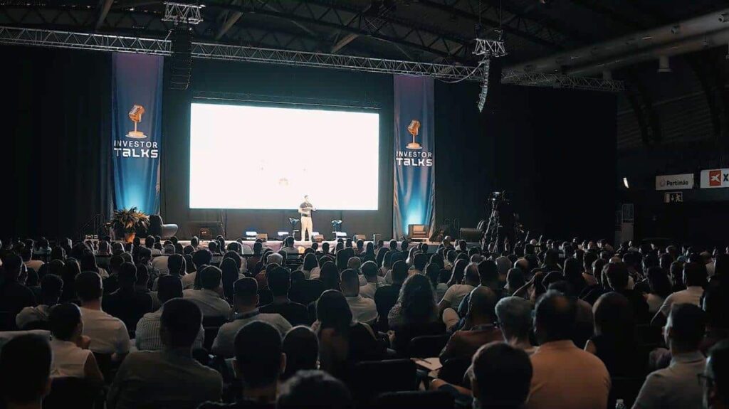 investor talks interior.jpg